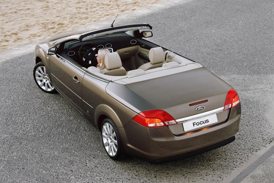  Ford Focus CC 2006 года  (фото 12 из 73)